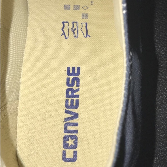 Converse - Picture 3 of 4